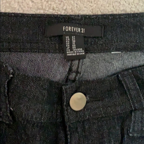 Two pairs of Forever 21 Skinny Jeans - Picture 7 of 8